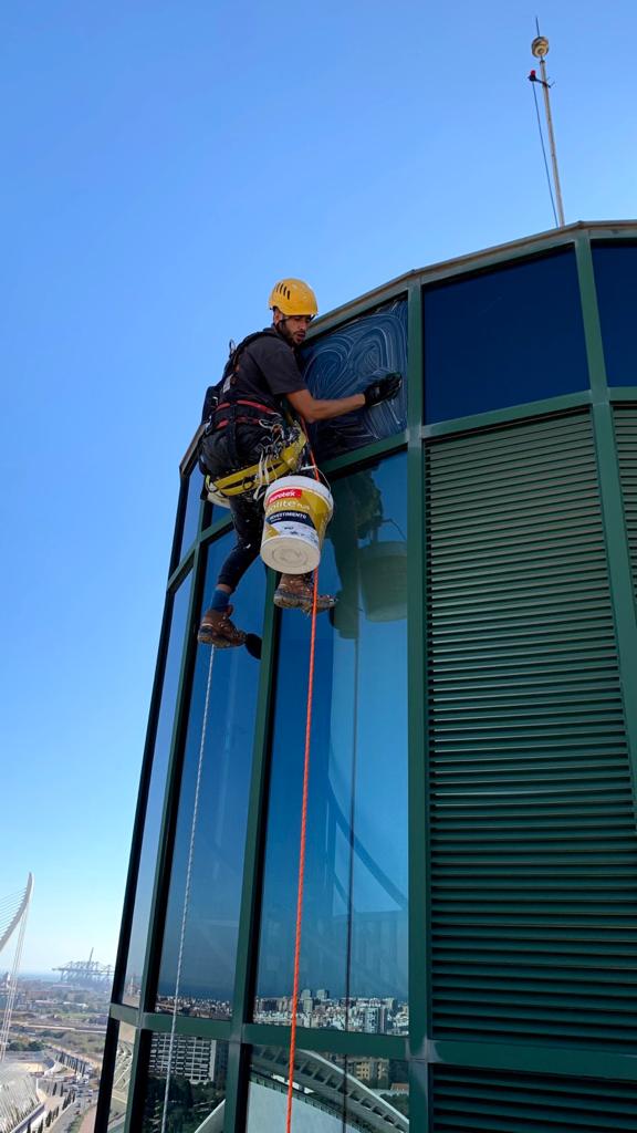 Trabajos verticales en comunidad de vecinos